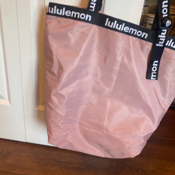 Lululemon tote bag - Picture 1 of 5